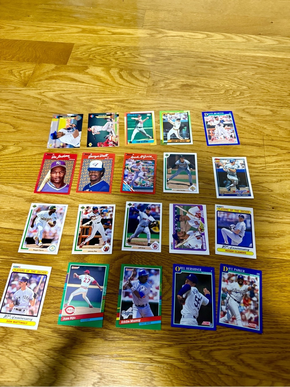 Lot Of MLB Baseball Cards 1989 to 1993​